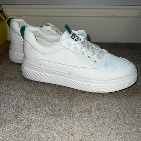 Shoes - NEVER WORN - shein